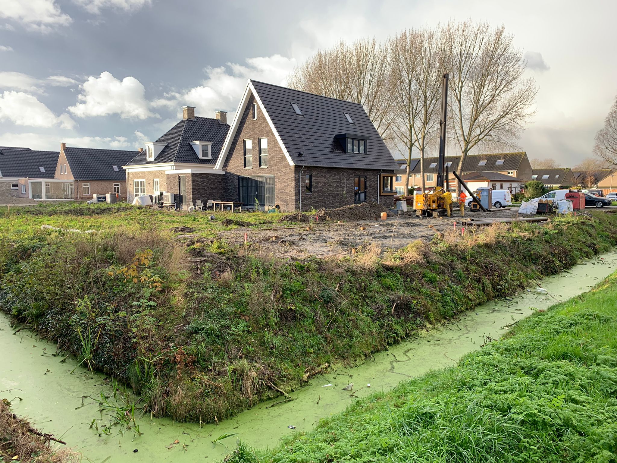 Studio Brandvries | gevelrenovatie uitbouw woning spijkernisse door architectenbureau rotterdam